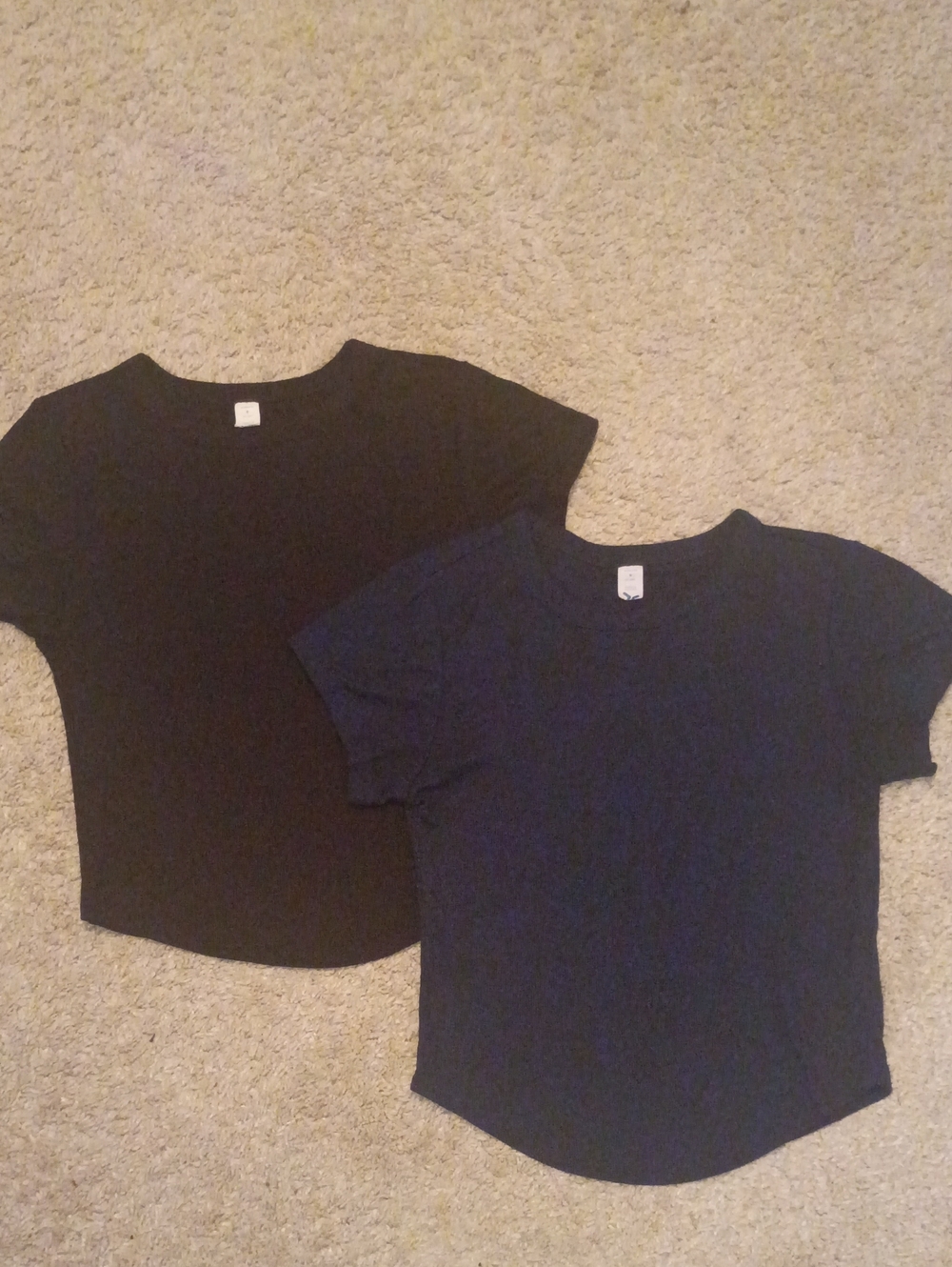 Two Women's Old Navy UltraLite Cropped Rib-Knit Black & Navy T-Shirts
